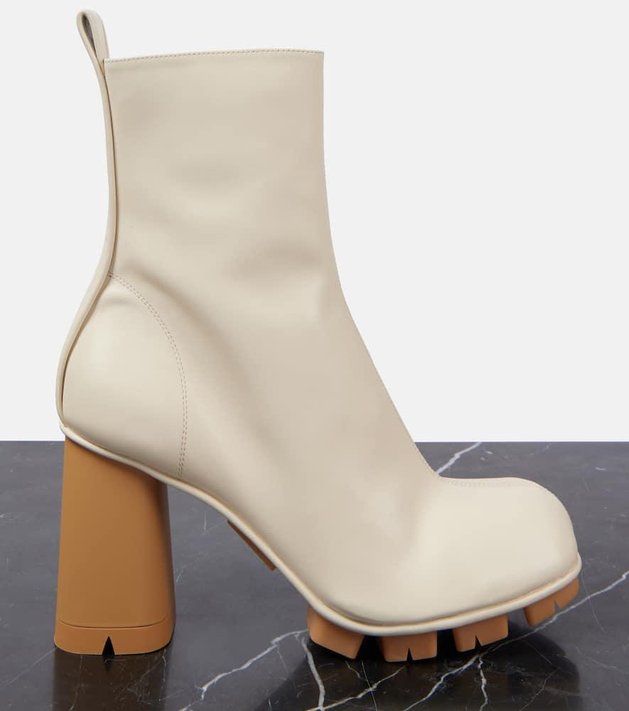 BOTTEGA VENETA Shore Ankle Boot In White Product Image