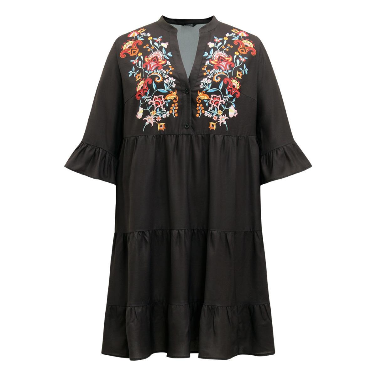 Plus Size Floral Print Ruffles Plicated Detail Dress Black Women Casual Printed Notched collar Elbow-length sleeve Curvy Midi Dress BloomChic 14-16/1X Product Image