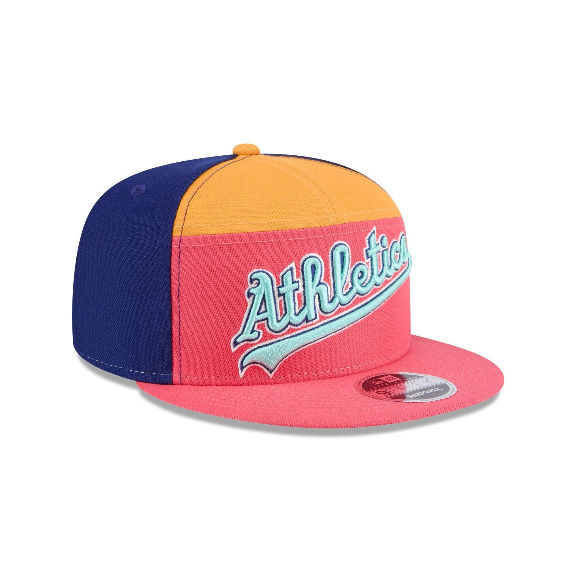 New York Mets Coral 9FIFTY Split Panel Snapback Hat Male Product Image