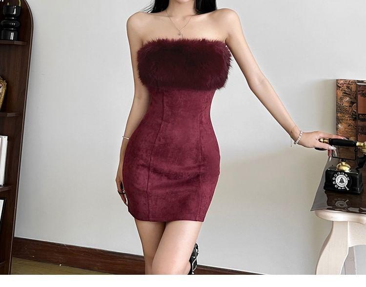 Off Shoulder Fleece Panel Plain Mini Bodycon Dress Product Image