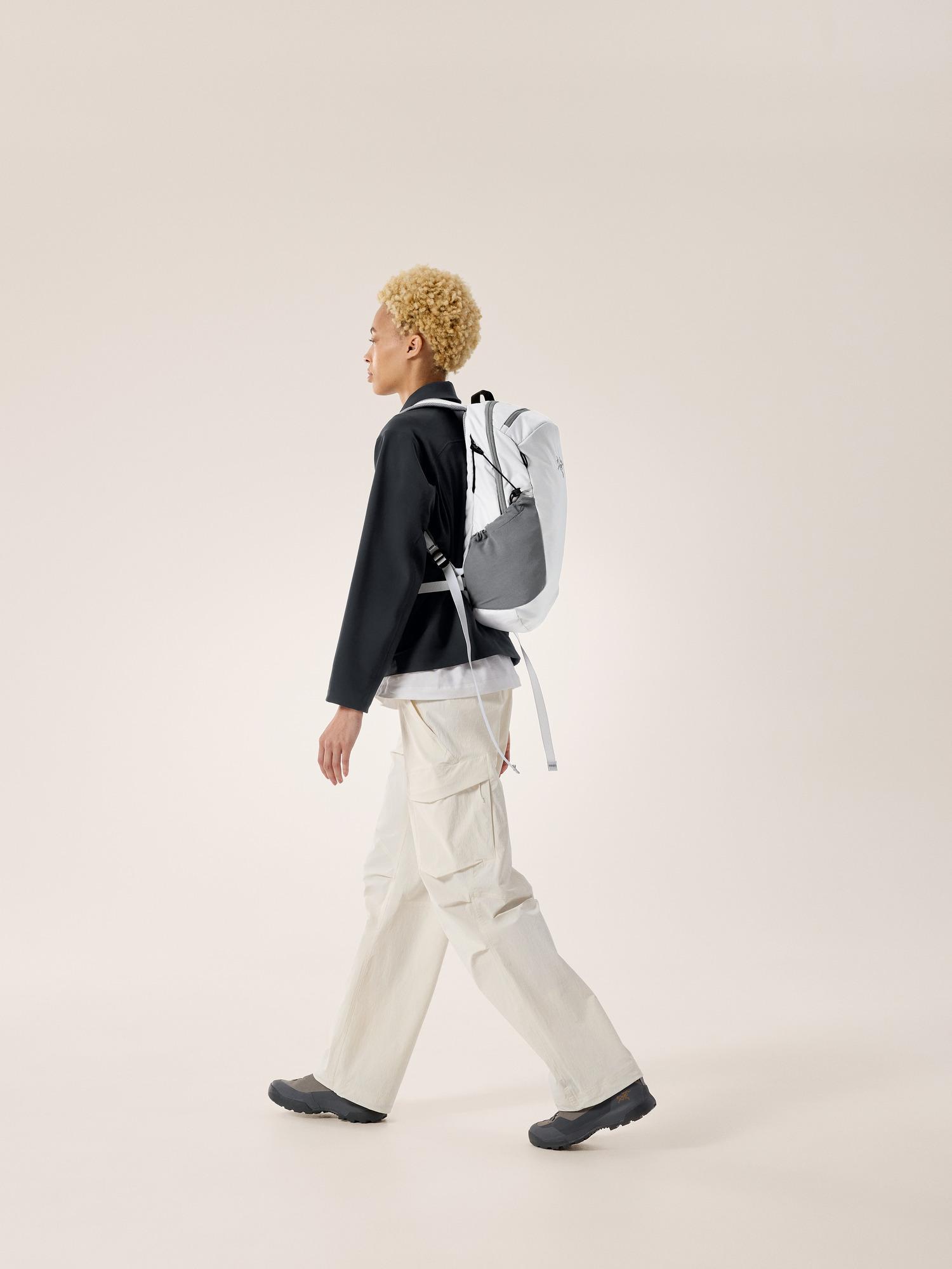 Mantis 16 Backpack  Product Image
