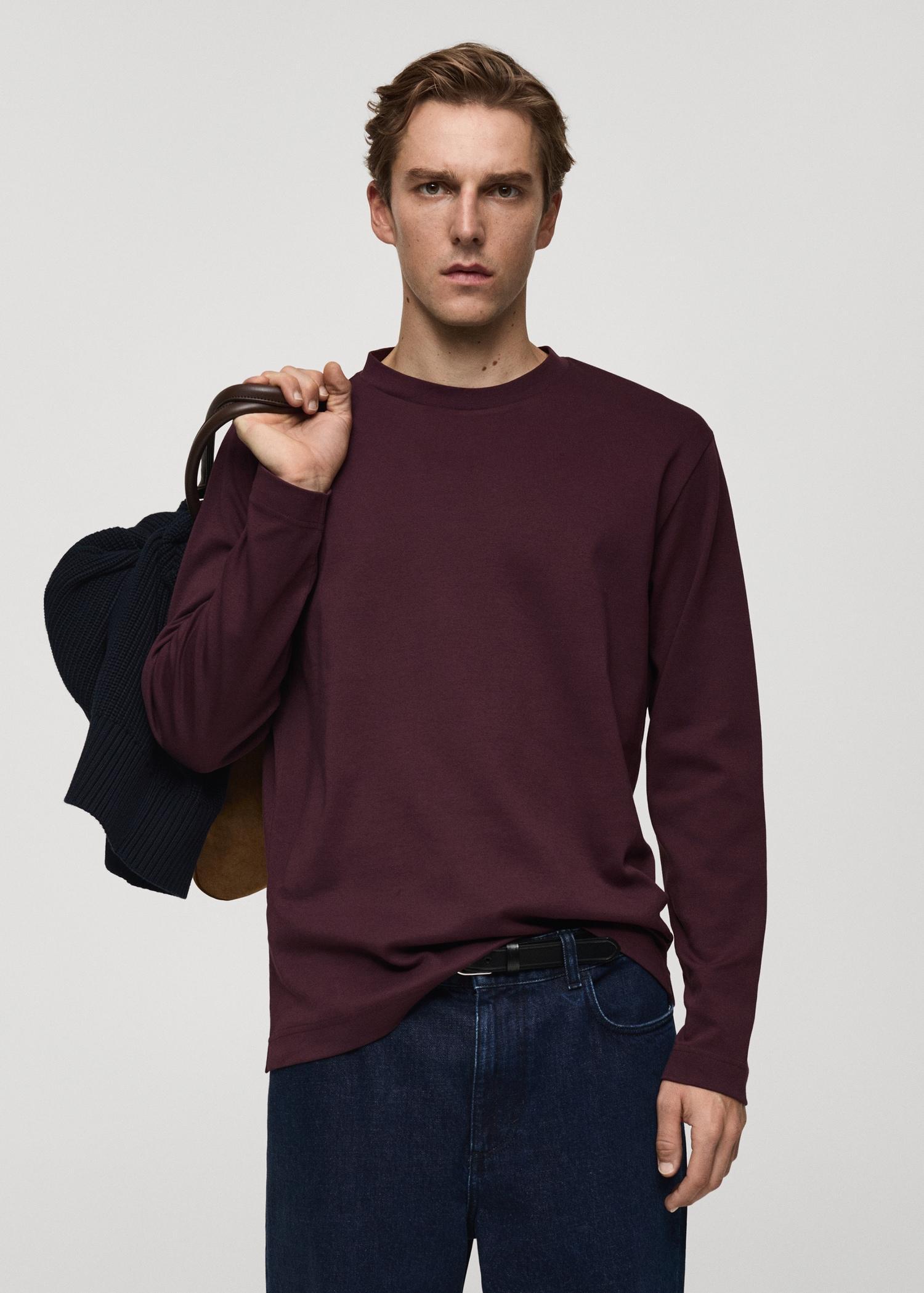 Long-sleeved regular-fit t-shirt - Men | MANGO USA Product Image