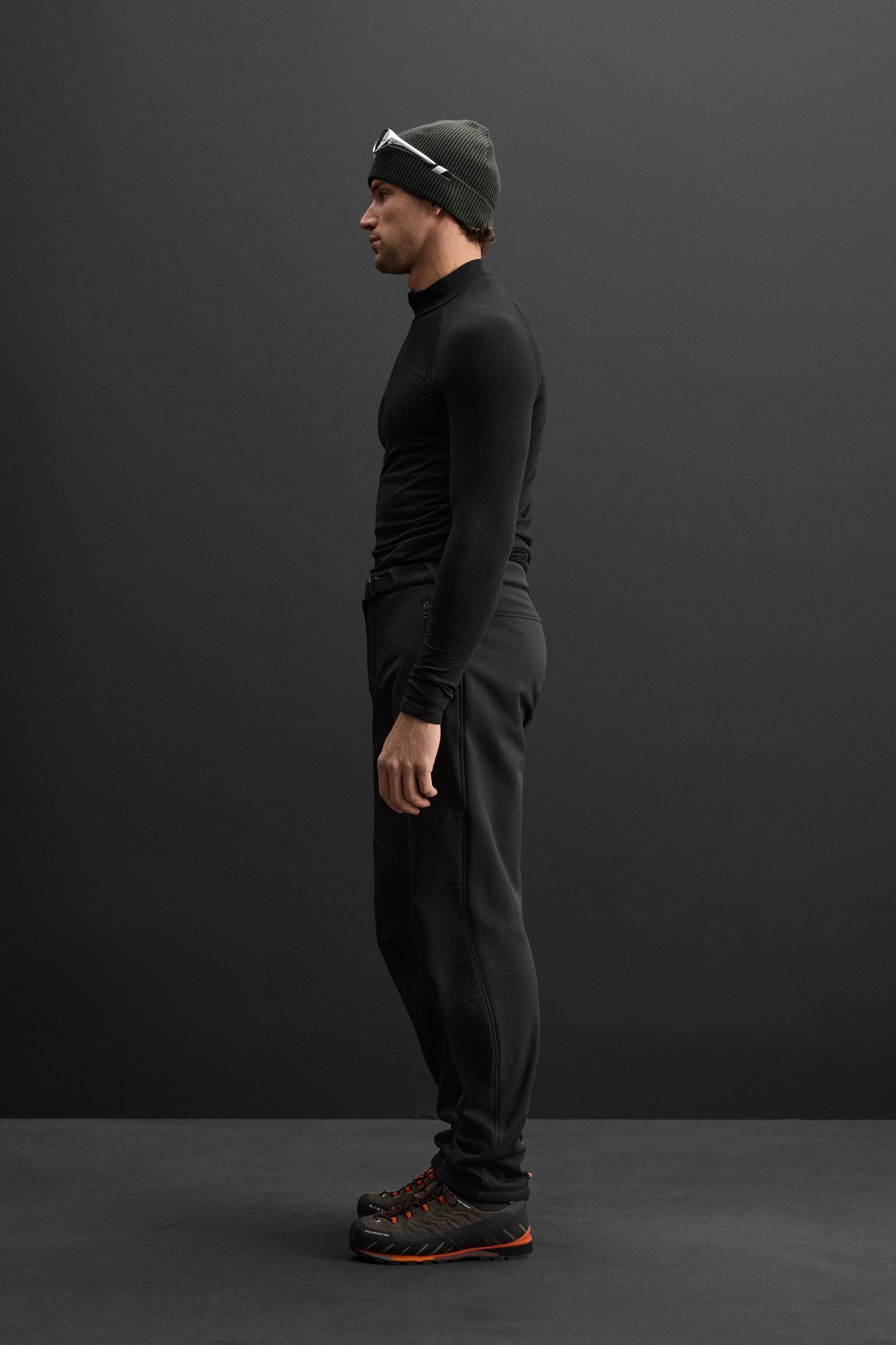 ZIPPER COLLAR SHIRT Product Image