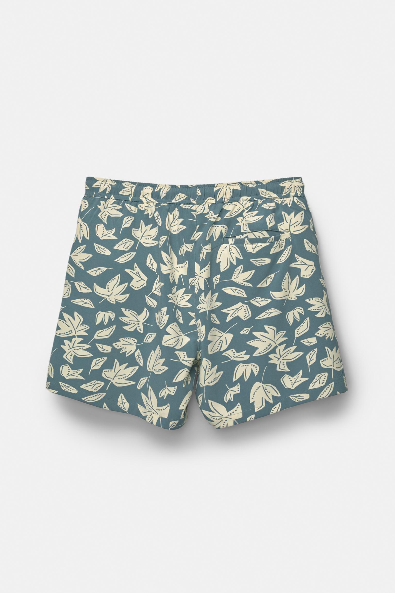 Leaf print board shorts Product Image