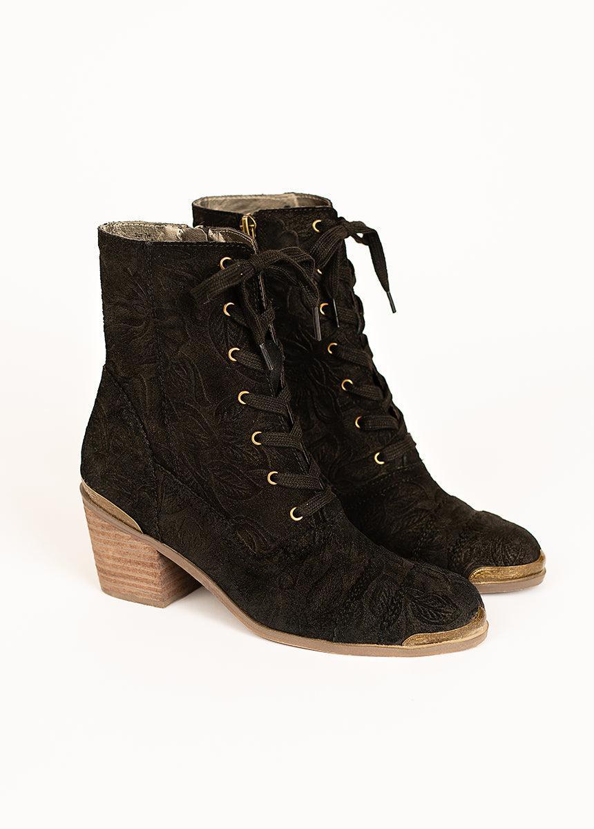 Bonnie Boot in Black Female Product Image