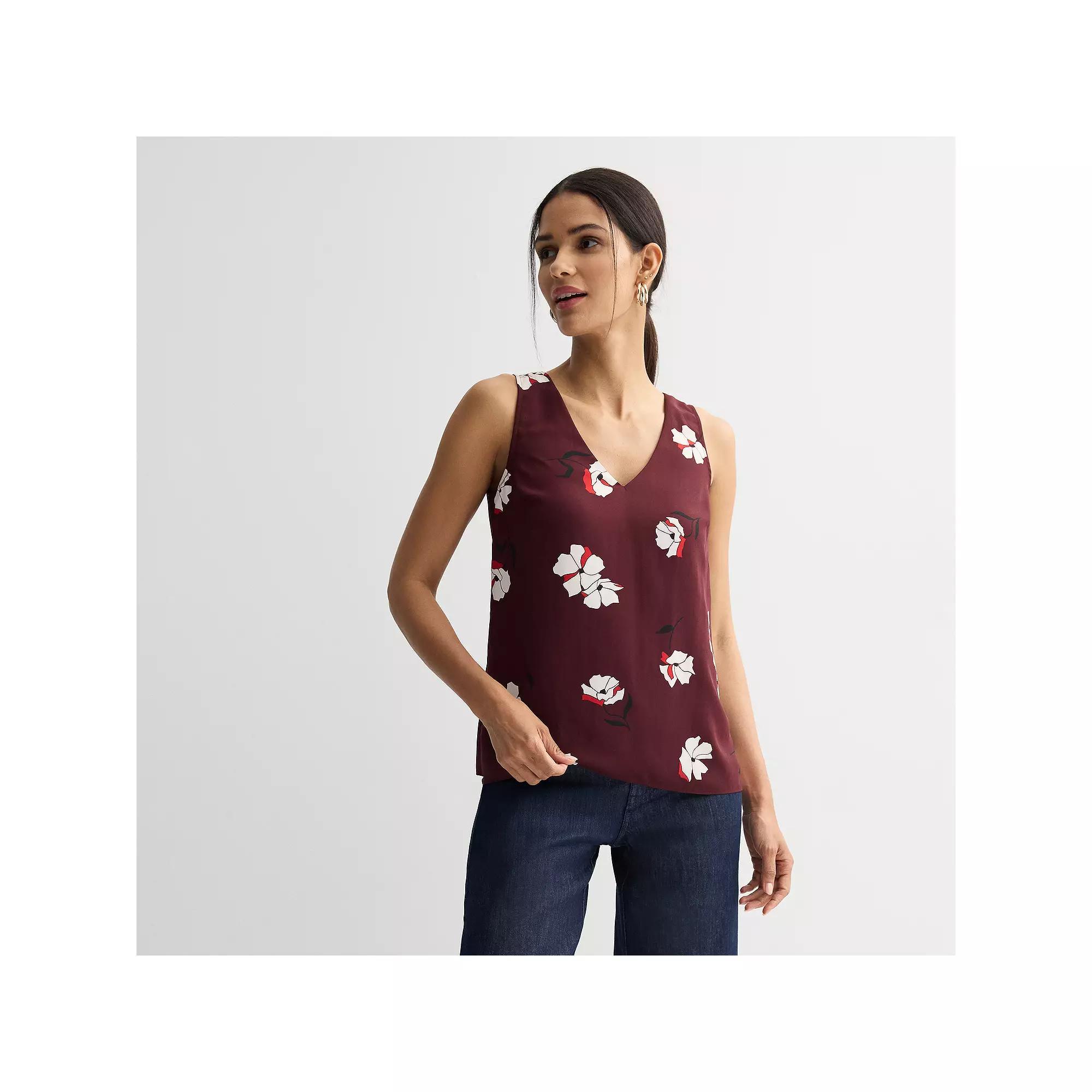 Women's Petite Nine West V-Neck Tank Top,  Product Image