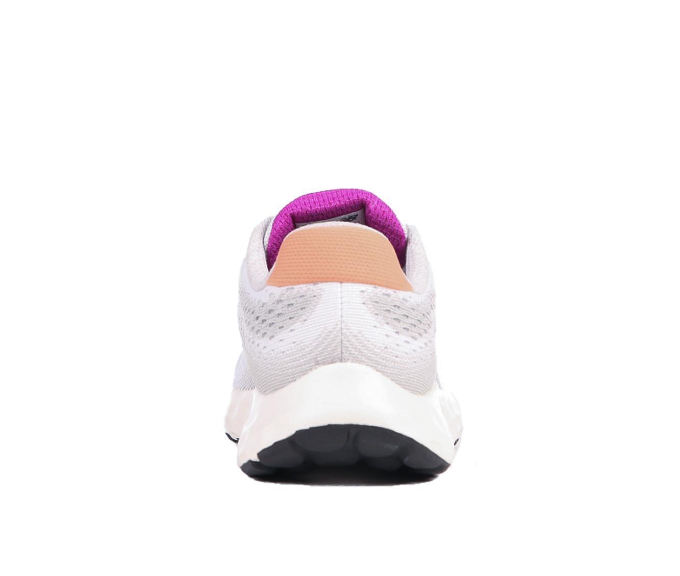 Women's New Balance W520V8 Running Shoes Product Image
