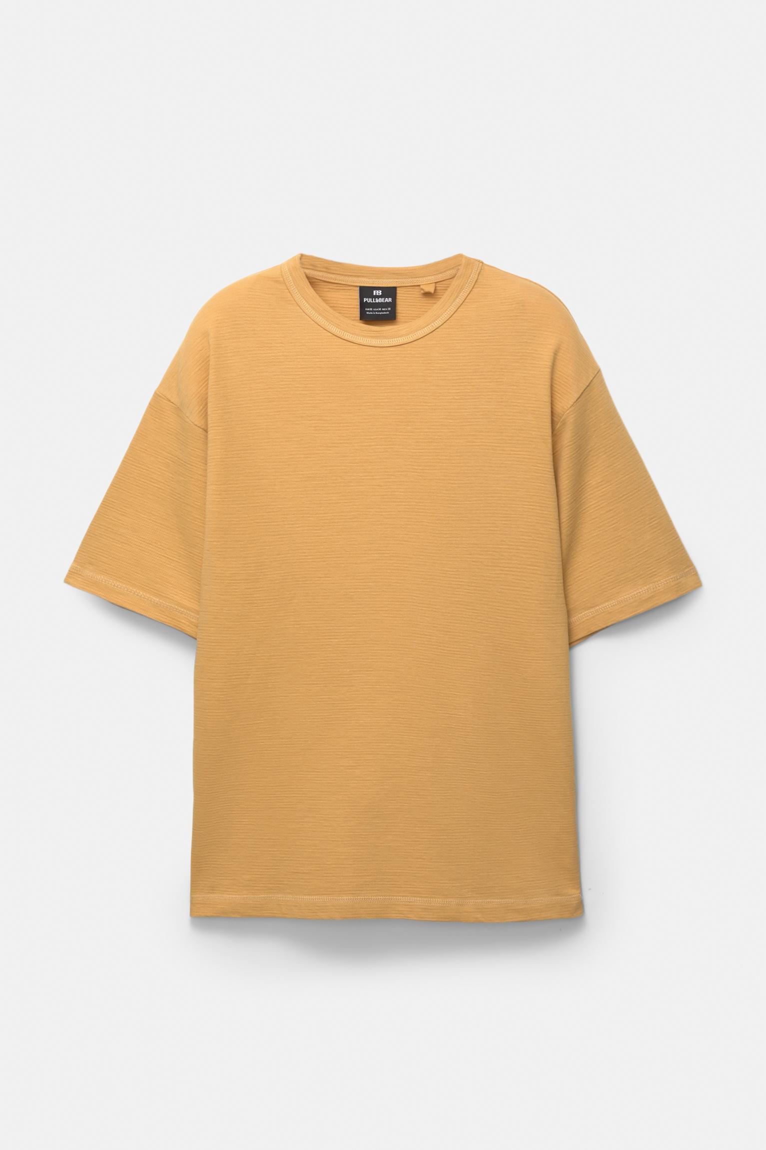 Short sleeve textured T-shirt Product Image