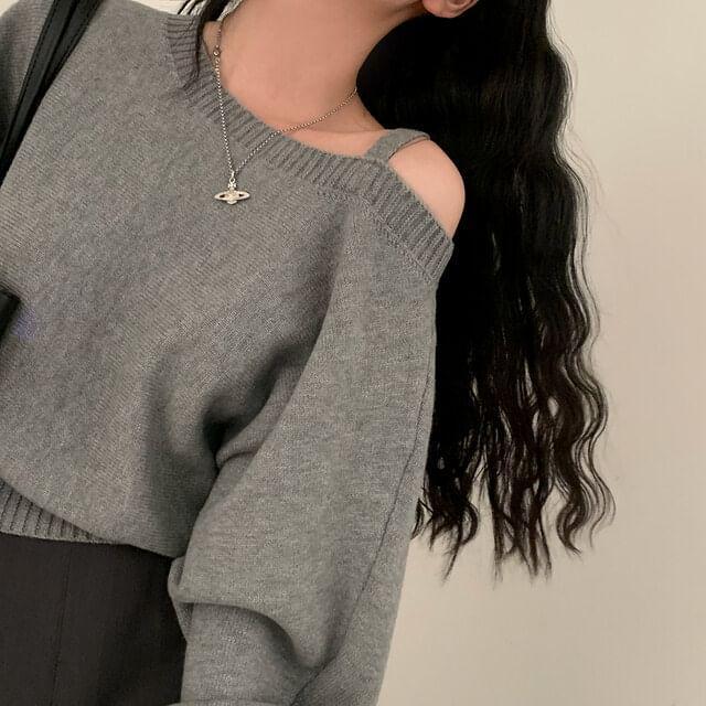 Cold-Shoulder Plain Sweater Product Image