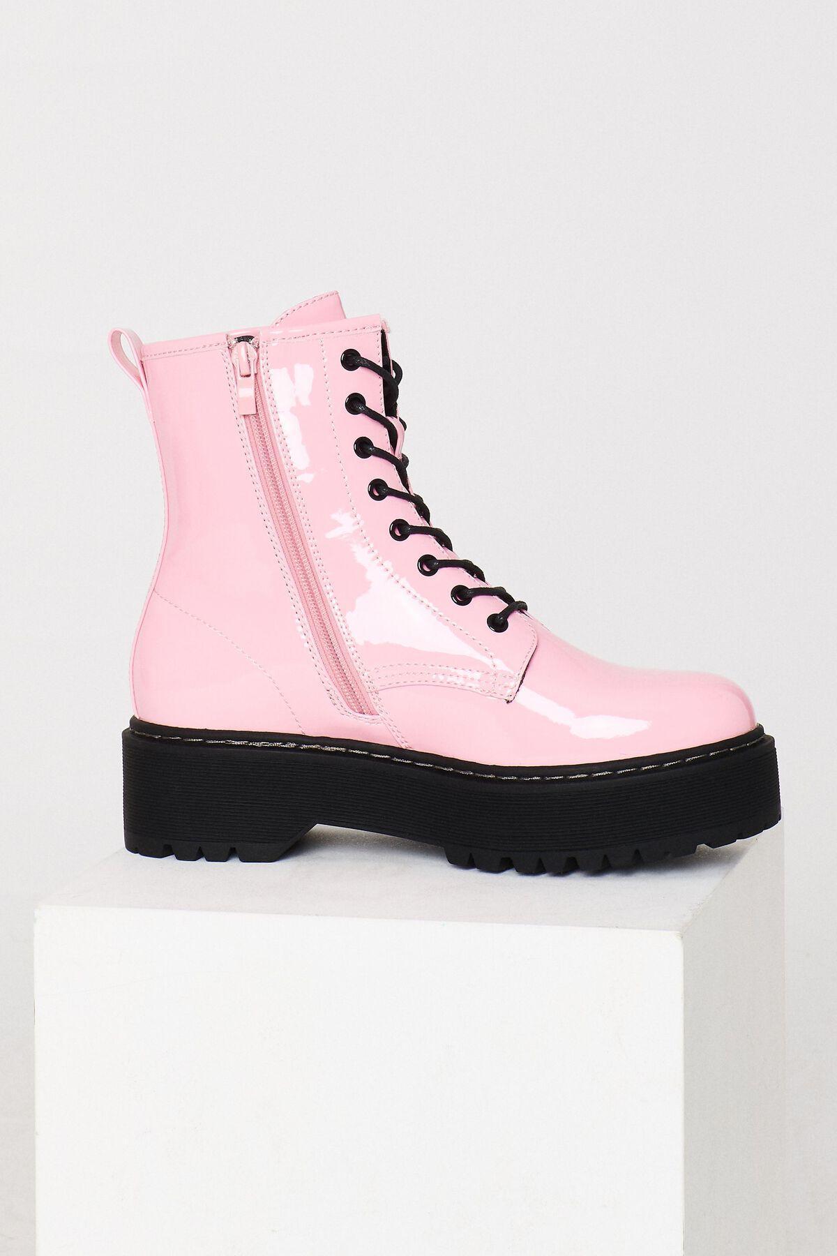 STEVE MADDEN Betty Boots Product Image