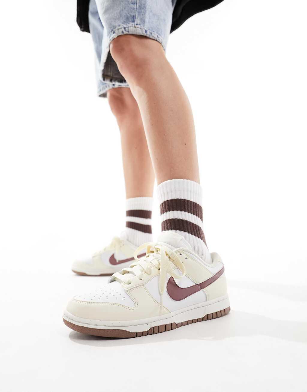 Nike Dunk Low NN sneakers Product Image