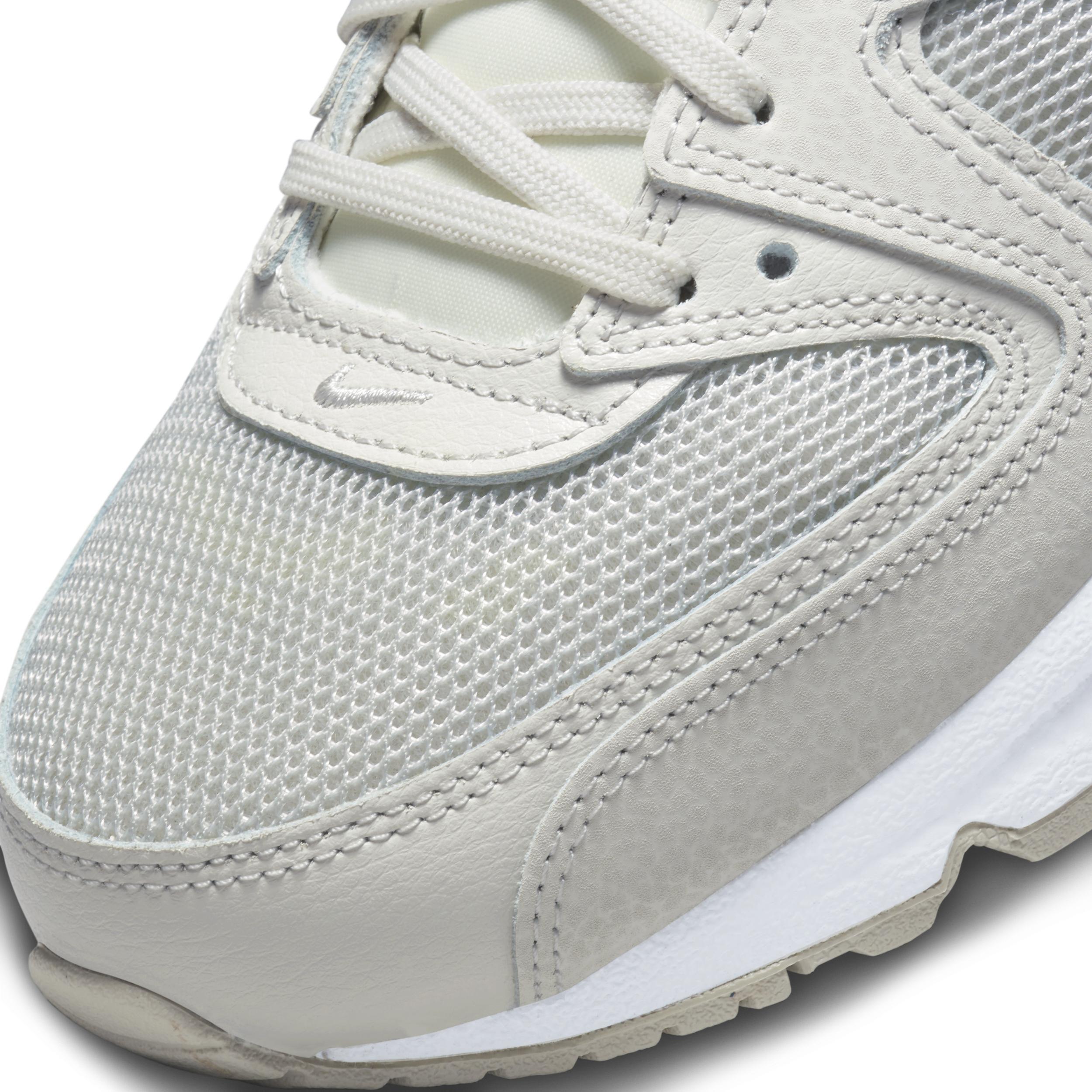 Nike Womens Air Max Command Shoes | 397690-018 Product Image