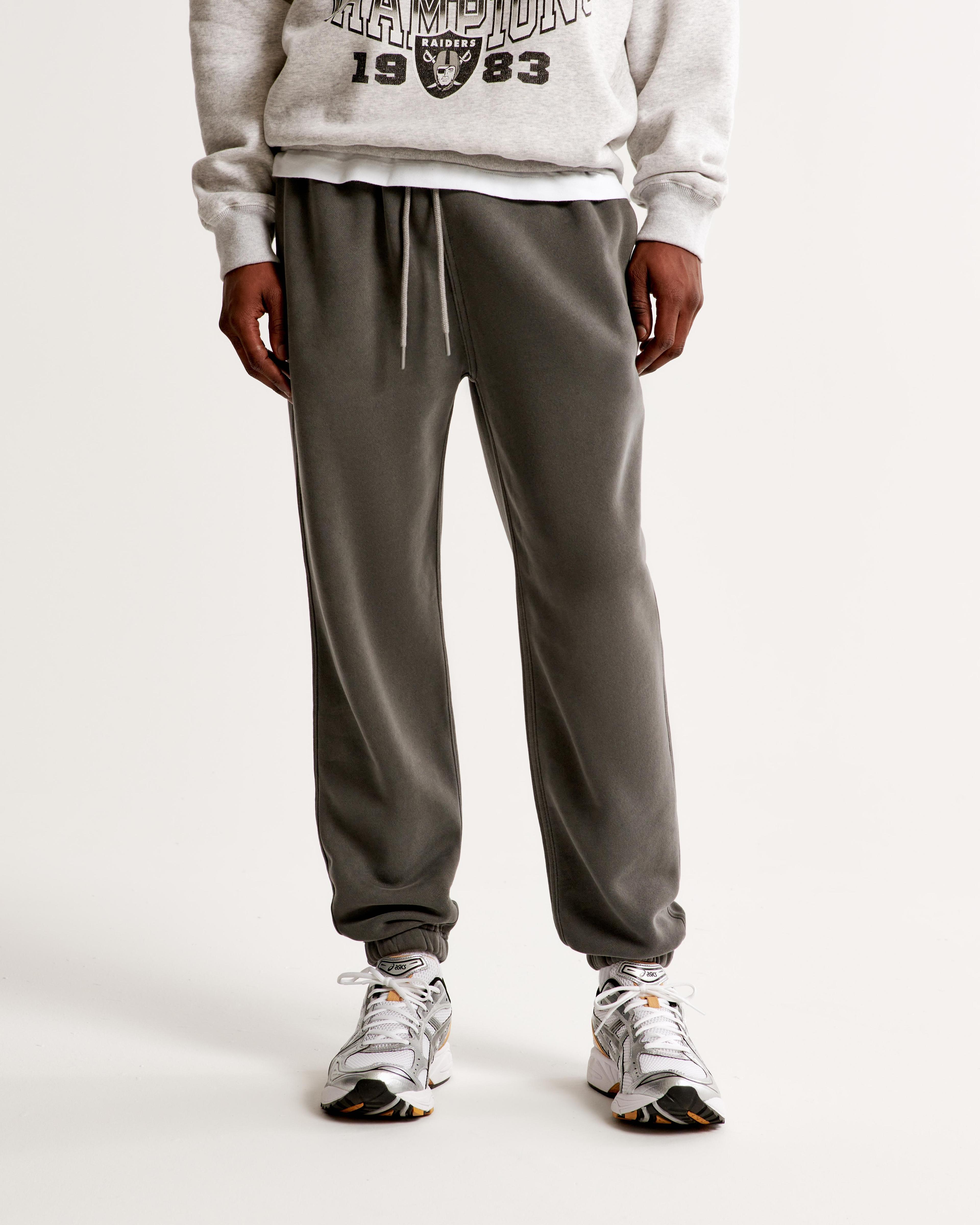 Essential Sweatpant Product Image