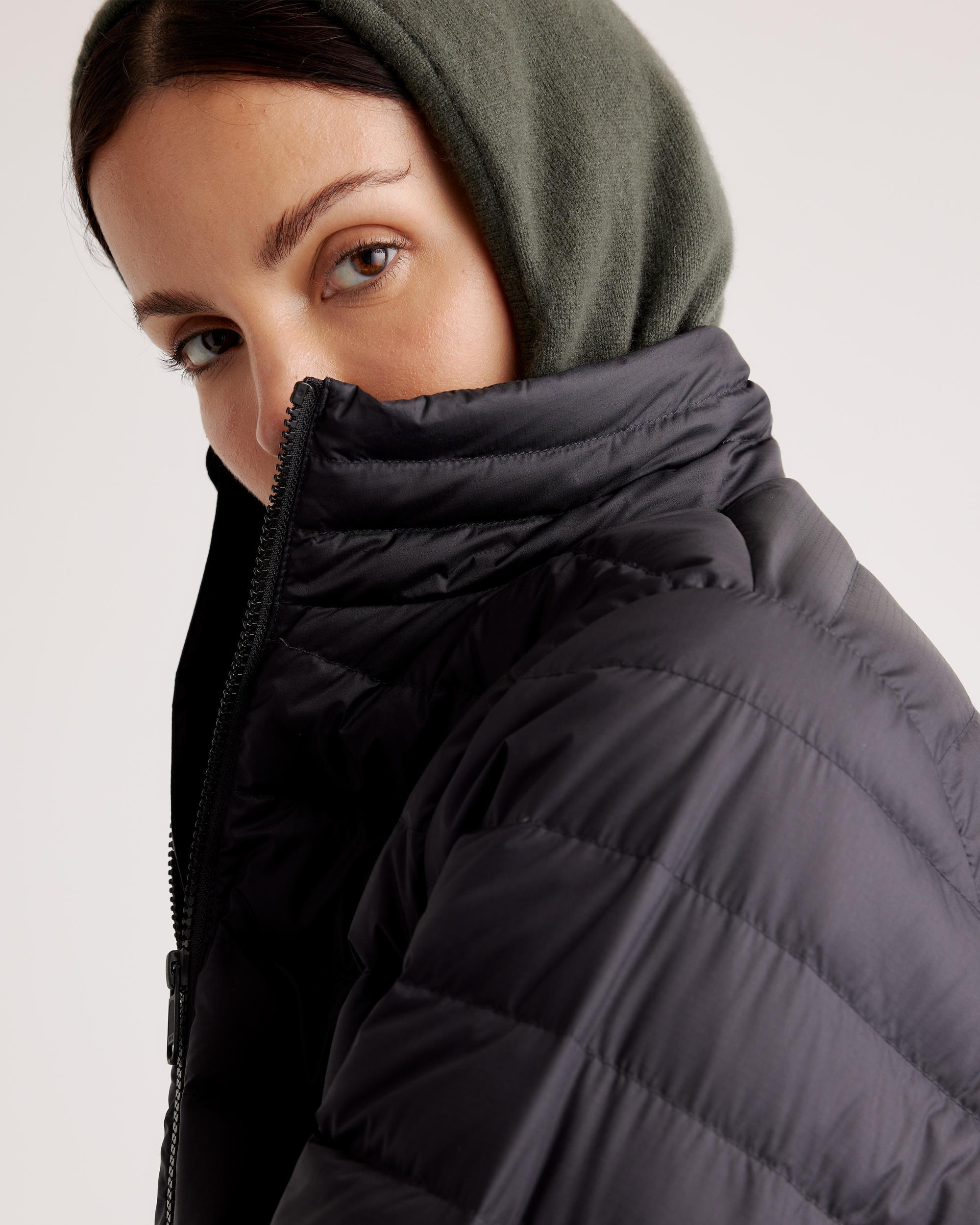 Quince | Women's Lightweight Down Packable Puffer Jacket Size XS, Recycled Polyester Product Image