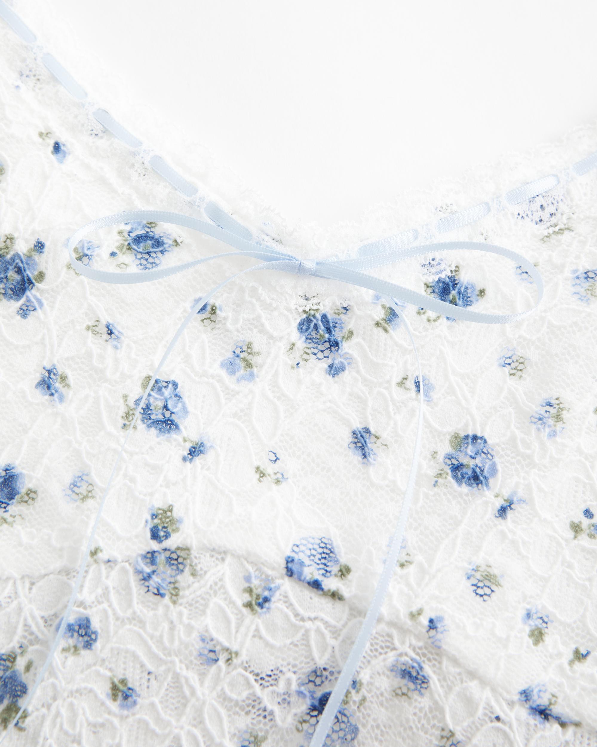 All-Over Lace Cami Product Image