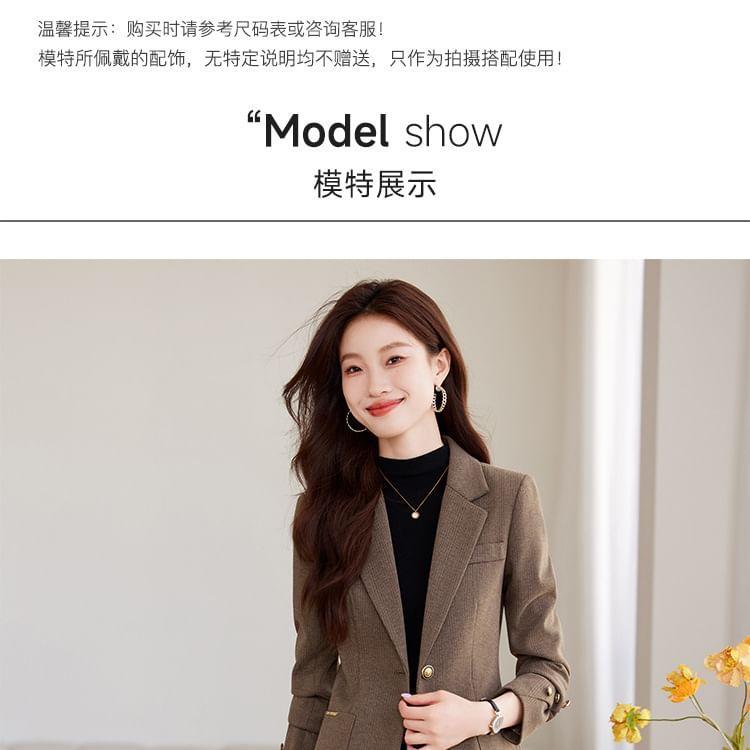 Notch Lapel Plain Single-Button Blazer Product Image