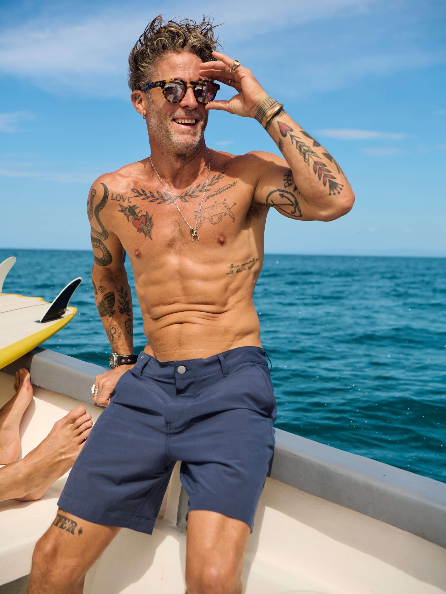 All Day 4-Way Stretch Shorts - 9" Product Image