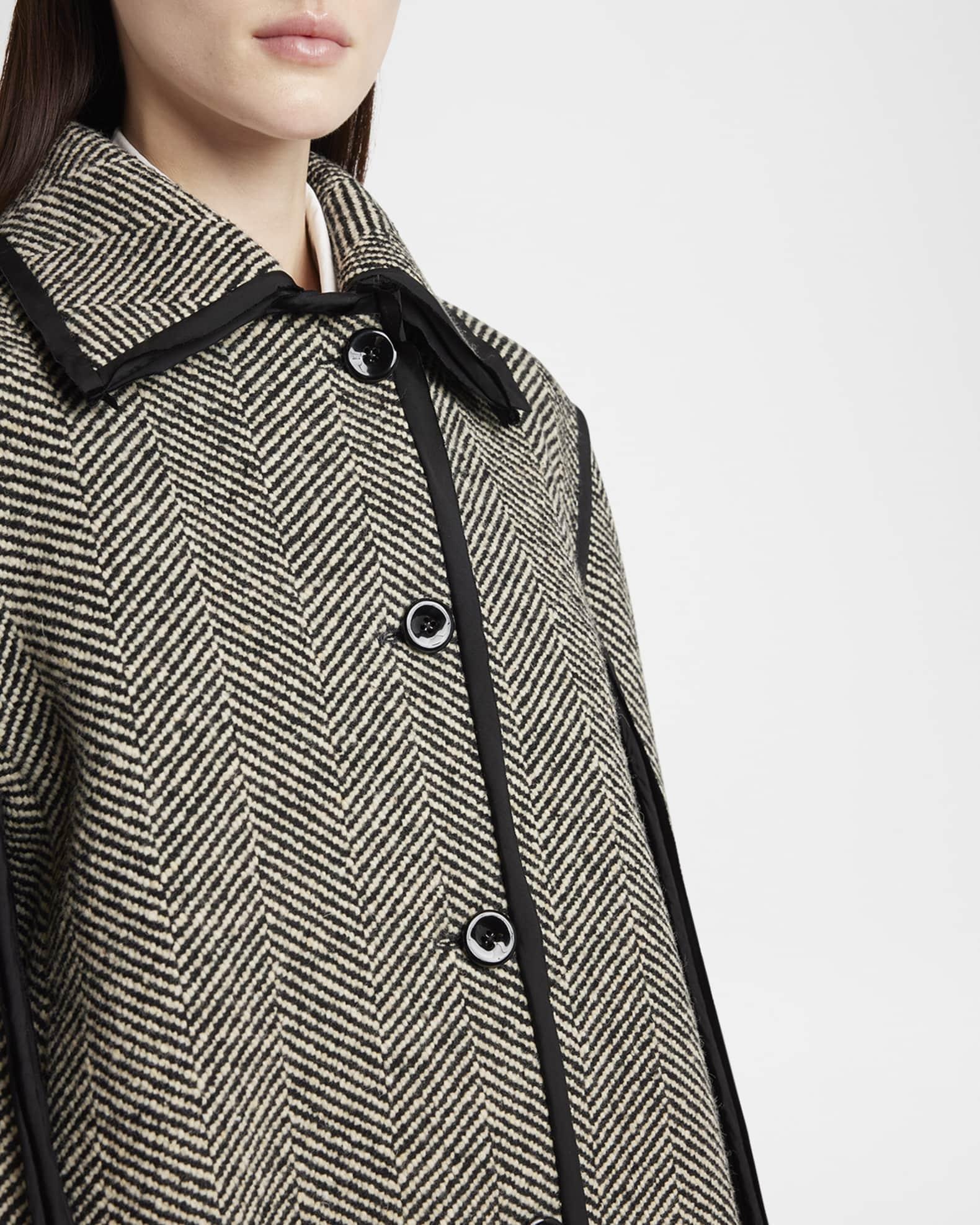 Raw-Edge Trim Herringbone Jacket Product Image