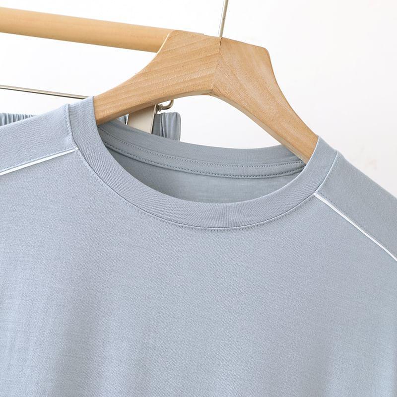 Pajama Set: Short-Sleeve Round Neck Two Tone T-Shirt + Lounge Shorts Product Image