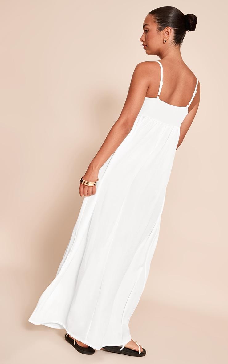 White Textured Strappy Scoop Neck Sleeveless Maxi Dress Product Image