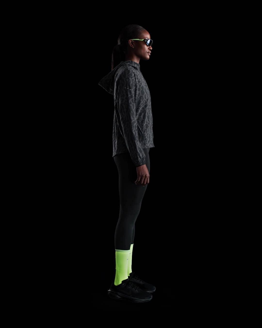 Nike Swift Women's Dri-FIT Packable Running Jacket Product Image