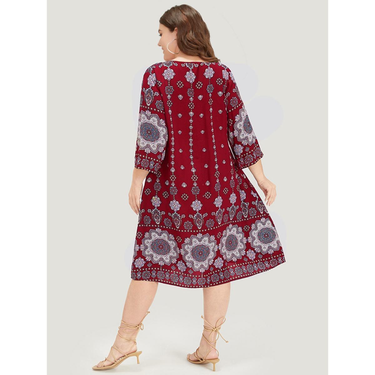 Plus Size Bandana Print Ties Pocket Tassels Detail Dress Scarlet Women Vacation Tassels V-neck Elbow-length sleeve Curvy Midi Dress BloomChic 28/5X Product Image