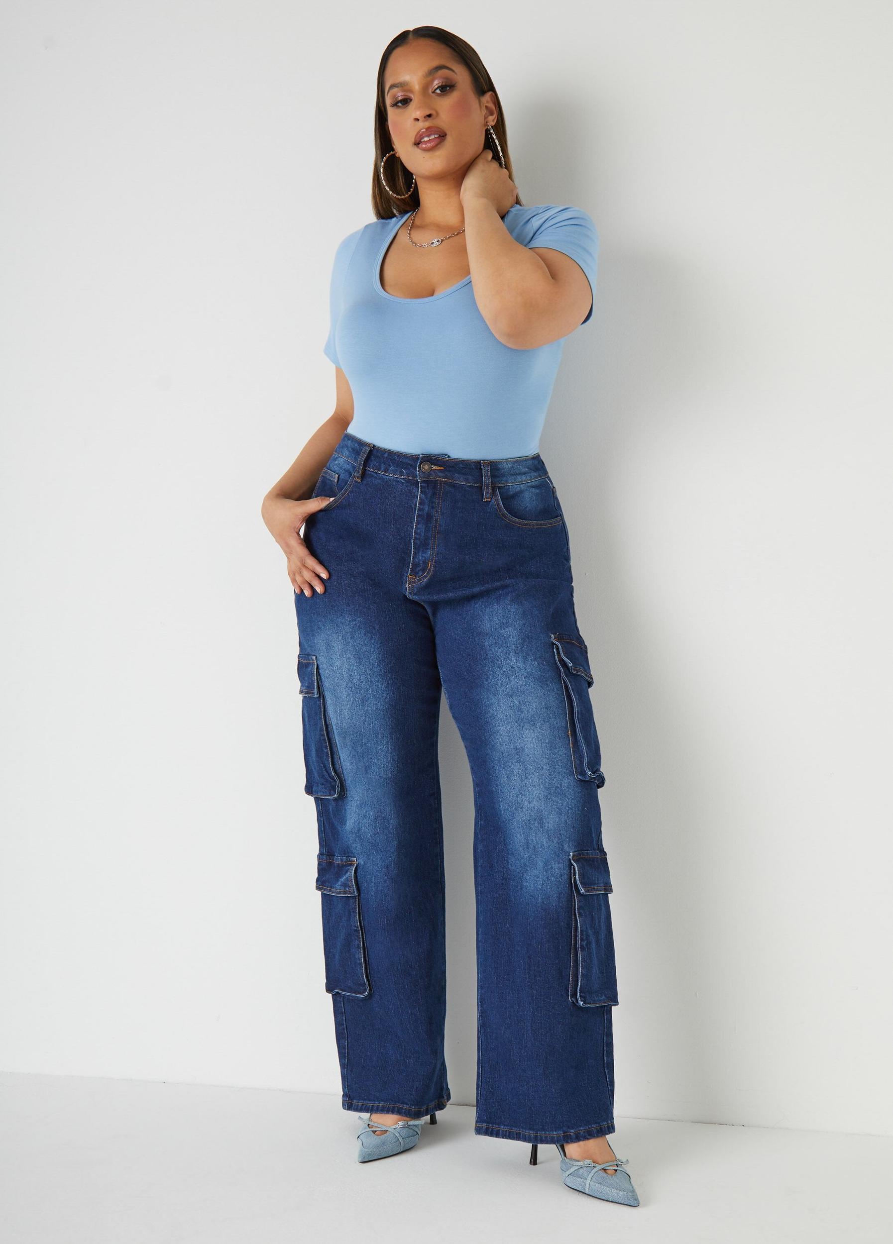 The Basic Scoop Neck Tee Product Image