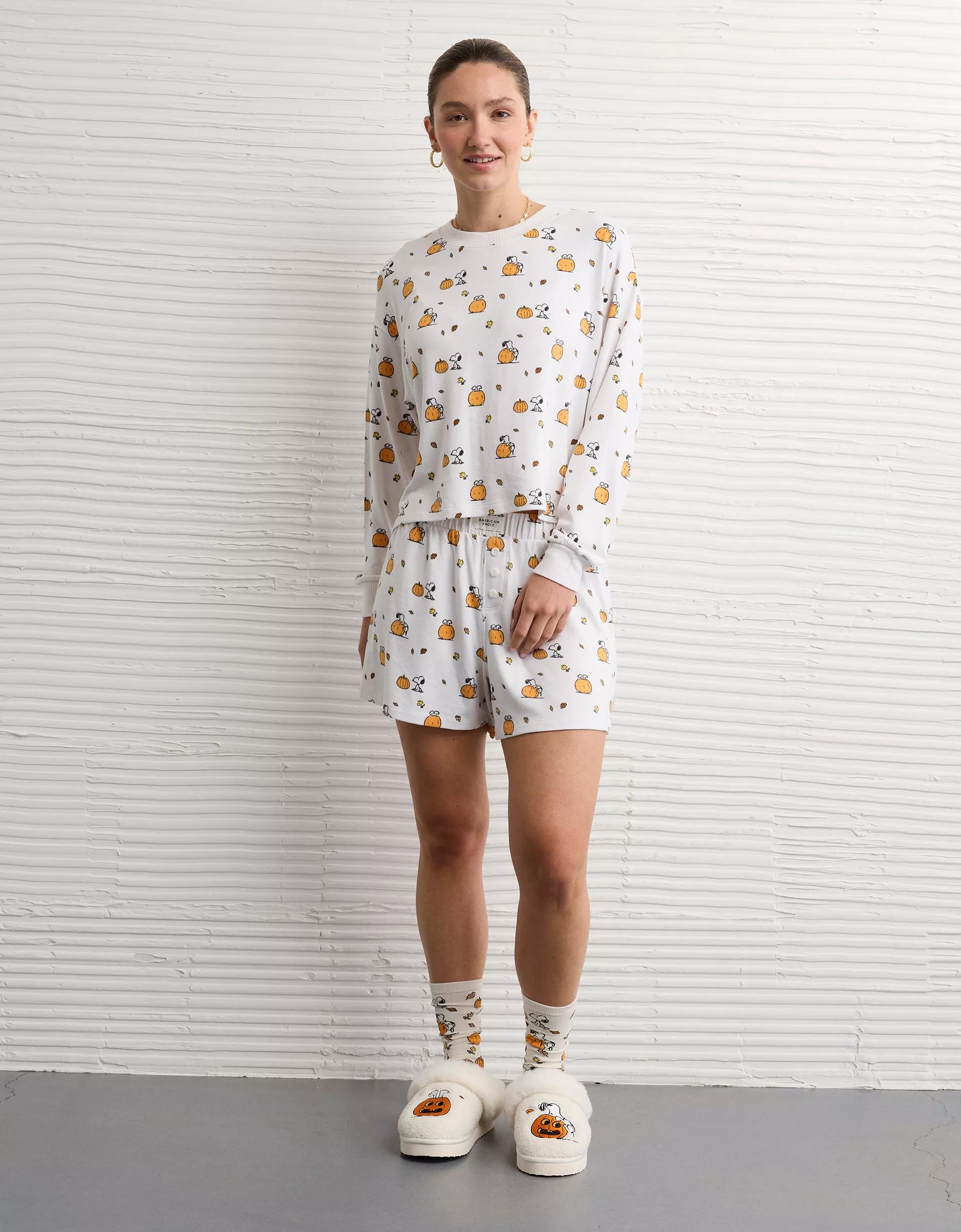 AE Luxe Plush Snoopy Halloween PJ Set Product Image