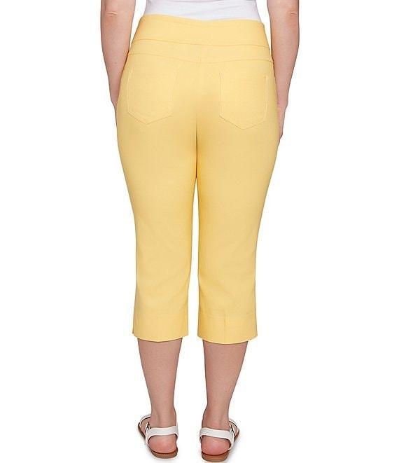 Ruby Rd. Stretch Straight Leg Pull-On Capri Pants Product Image