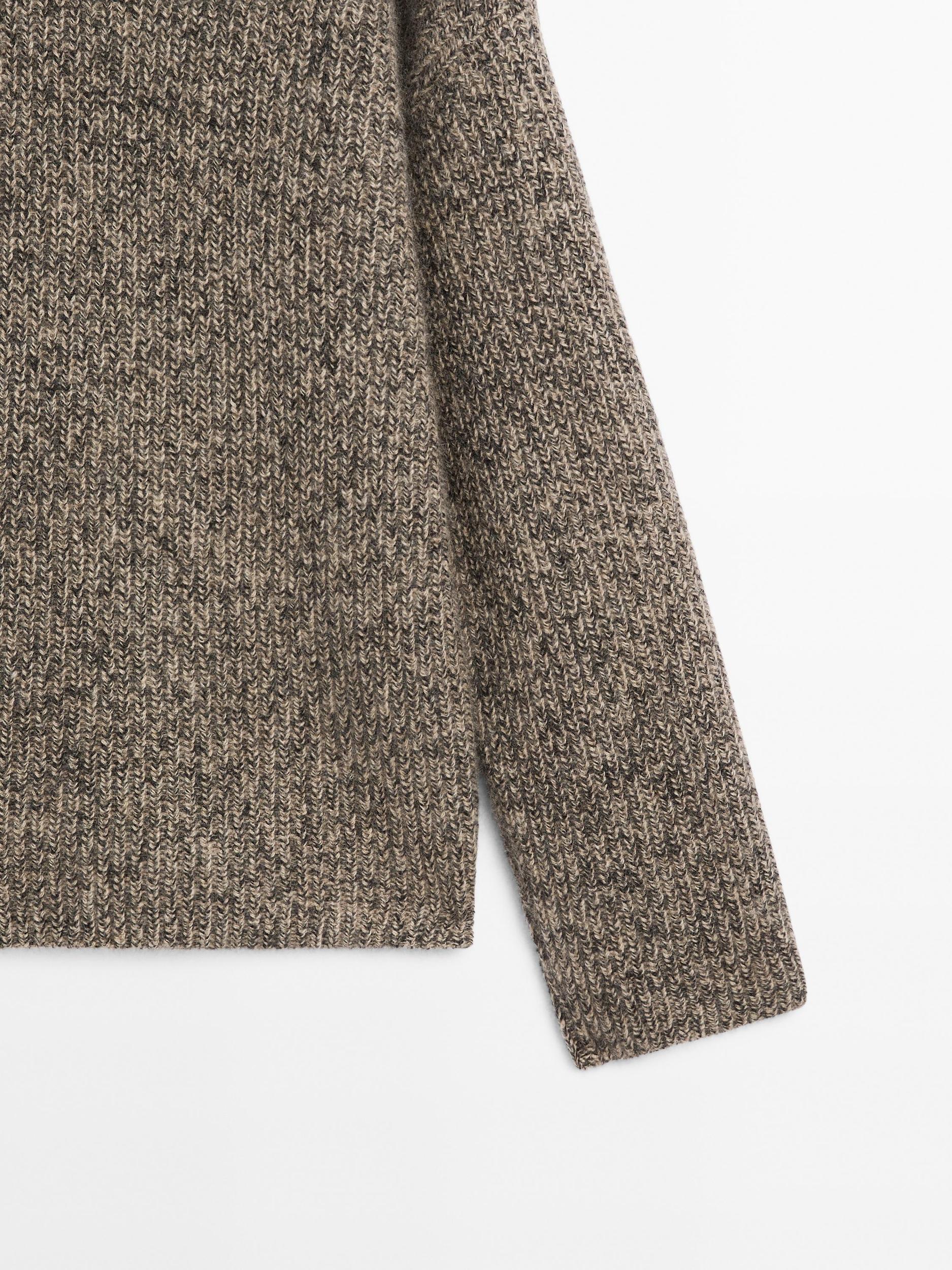 100% cashmere turtleneck sweater Product Image