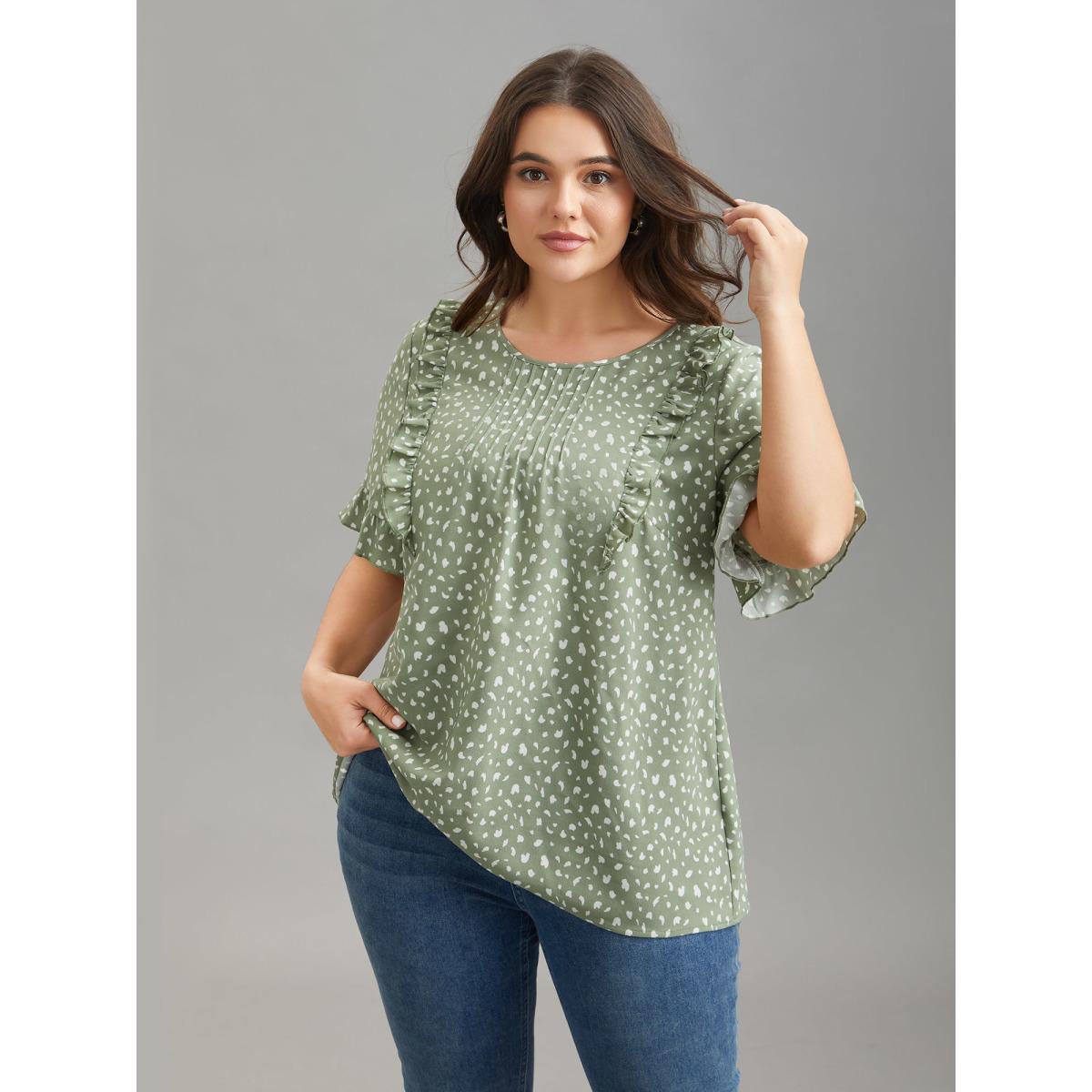 Plus Size Greenbean Ruffled Edges Pleated Floral Shirt Women Elegant Short sleeve Round Neck Everyday Blouses BloomChic 22-24/3X Product Image