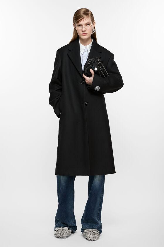 Single-breasted wool coat Product Image