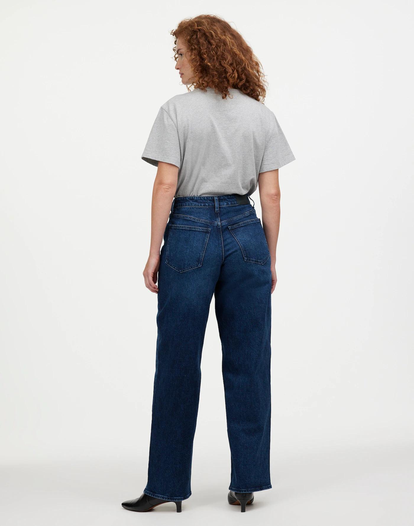 The Curvy Perfect Vintage Wide-Leg Jean Product Image