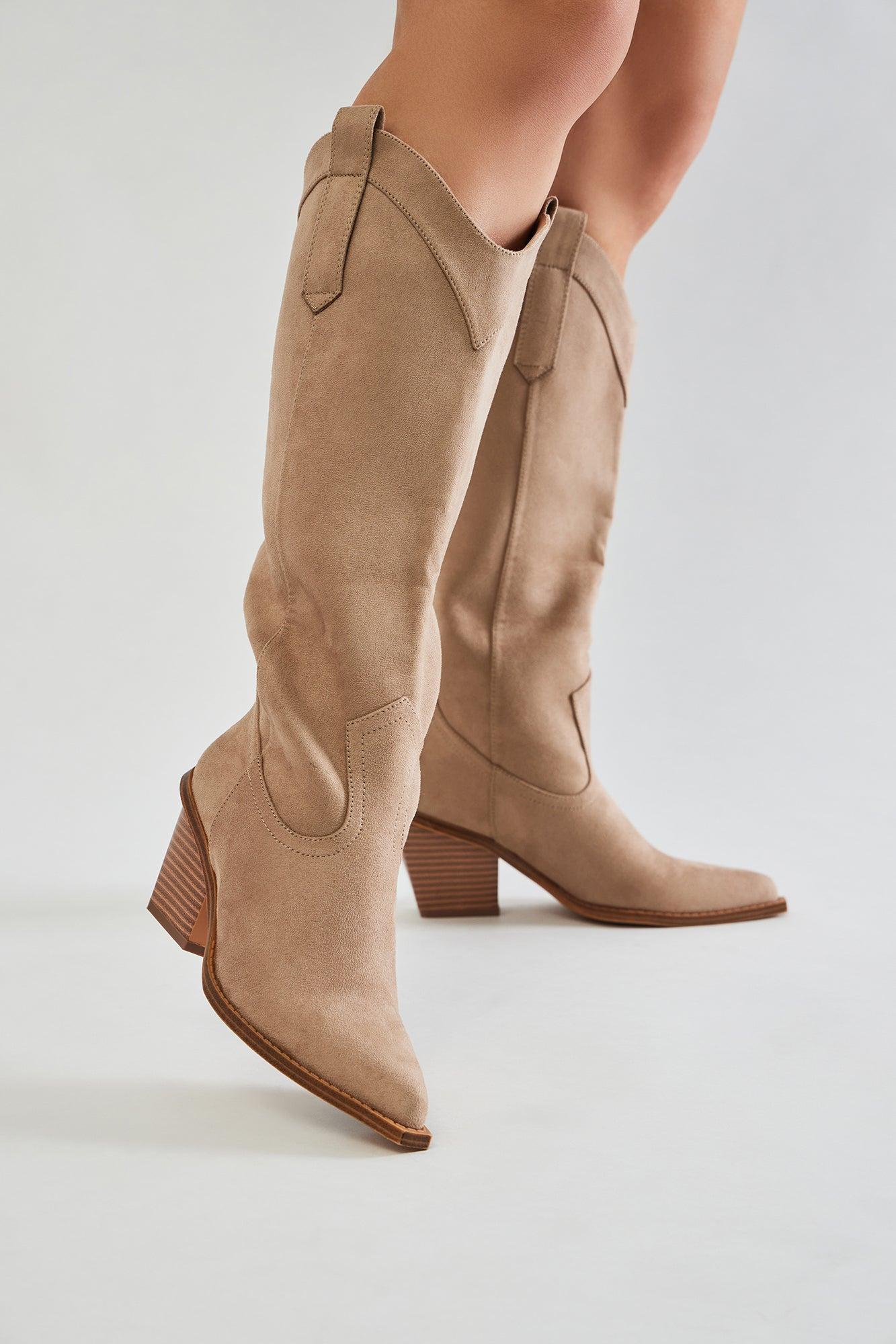 Desert Sun Cowboy Boots - Nude Product Image