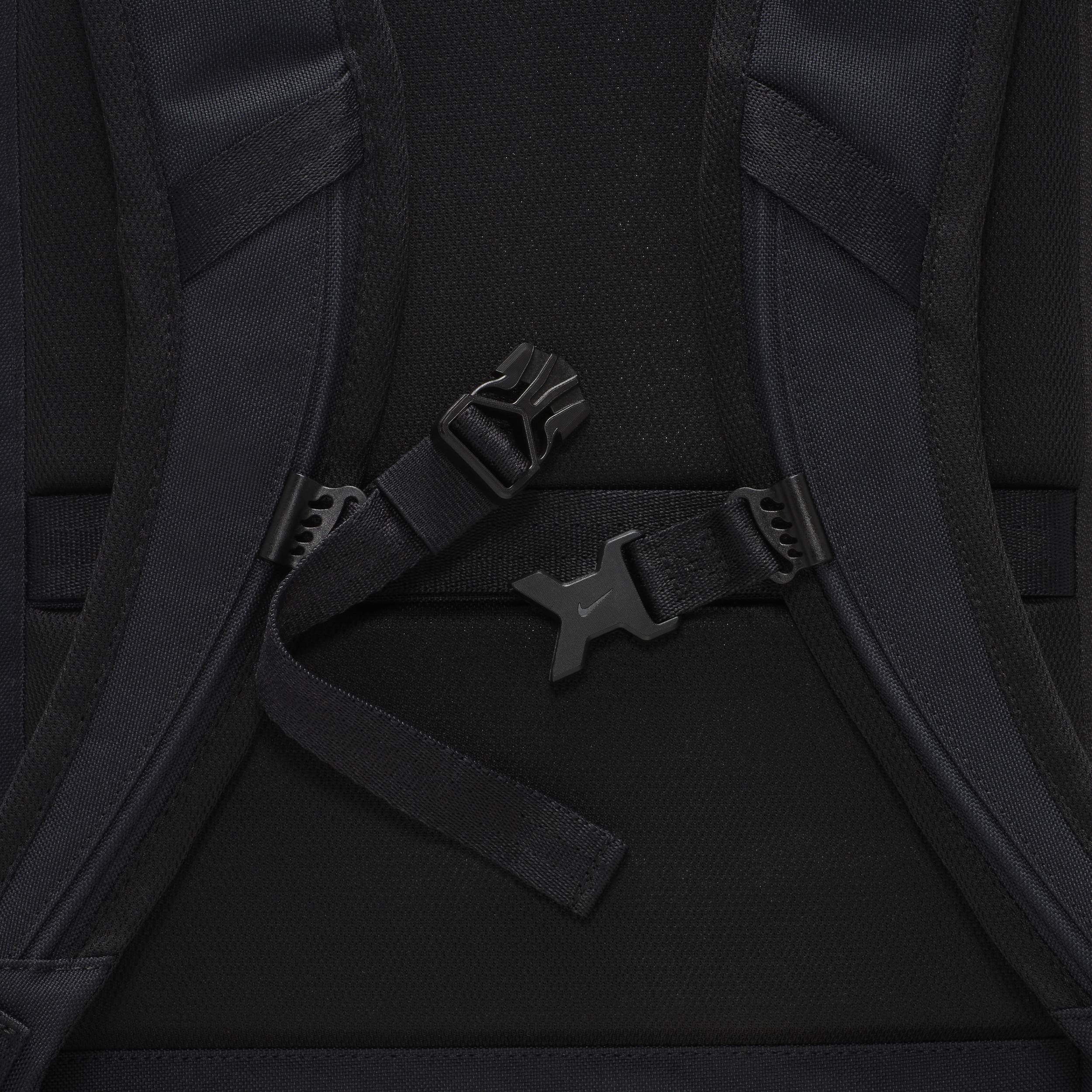 Nike Men's Utility Speed Backpack (27L) Product Image
