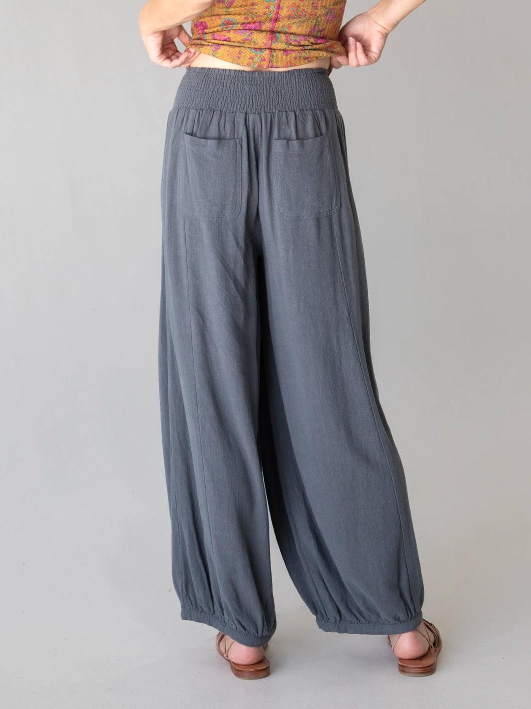 Around The Town Pant - Black Product Image