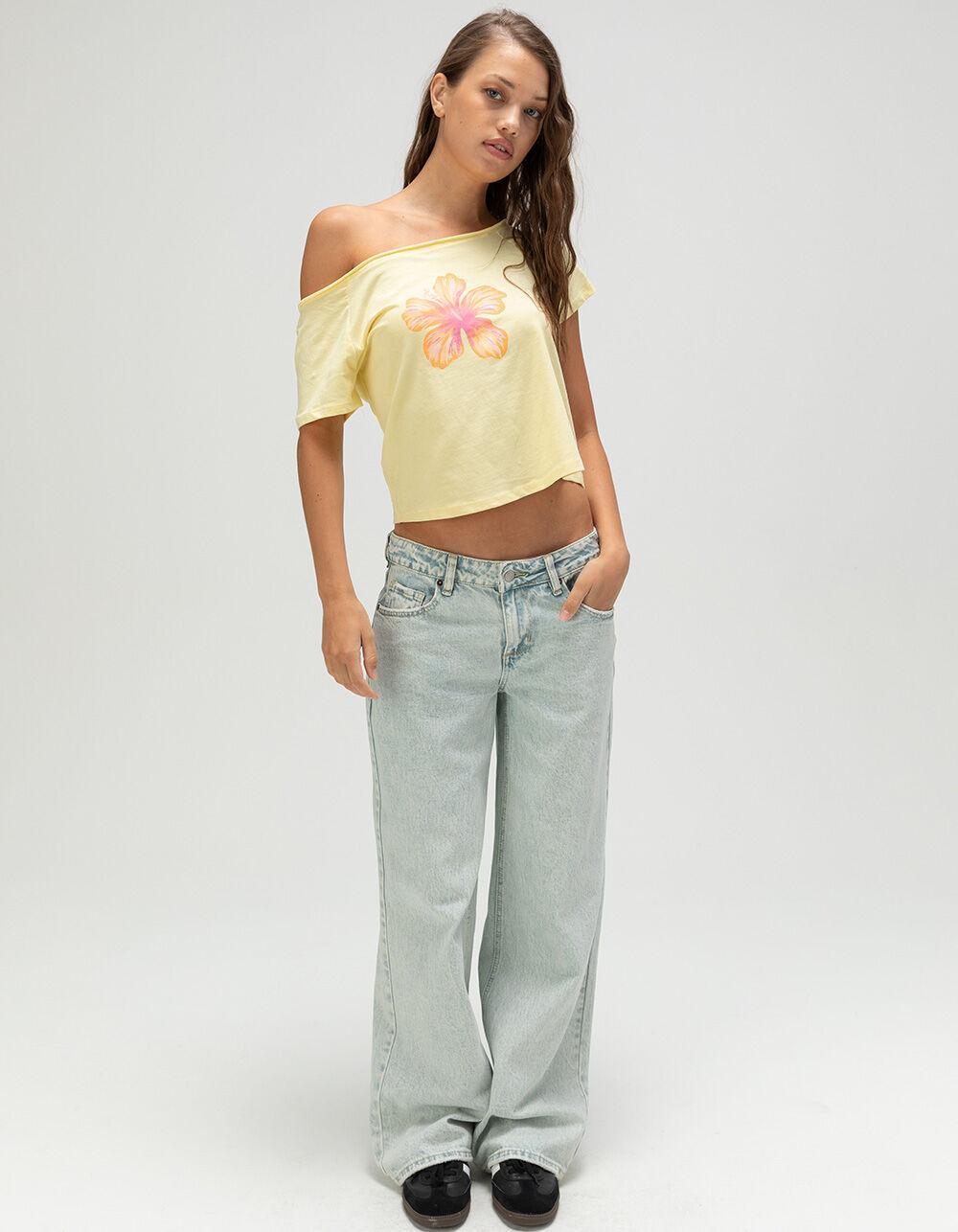 RSQ Womens Hibiscus Off The Shoulder Tee - YELLOW Product Image