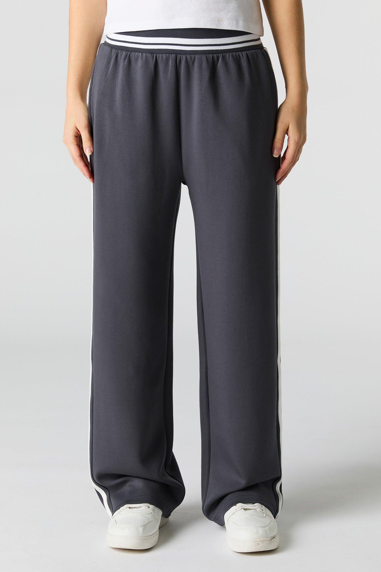 Active Contrast Wide Leg Sweatpant Female Product Image