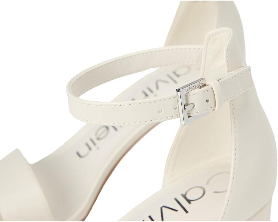 Women's Calvin Klein Nolene Product Image