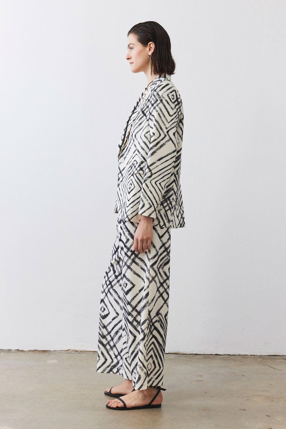 The Classic Blazer That Upgrades You Product Image