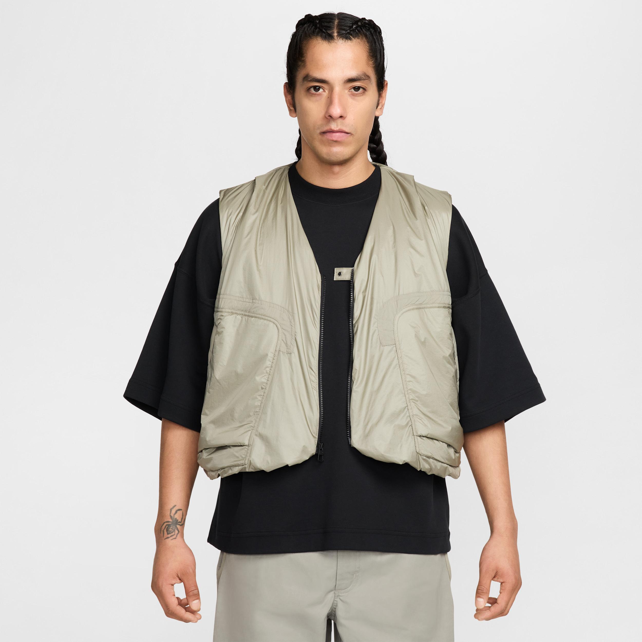 Nike Men's Tech Woven Vest Product Image