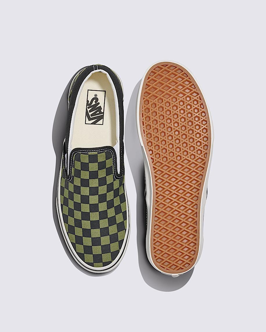 Classic Slip-On Shoe in Black / Loden Green| Vans US Product Image