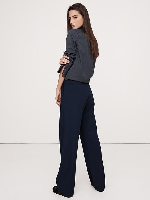 High-Rise Modern Straight Lightweight Wool Flannel Pant Product Image