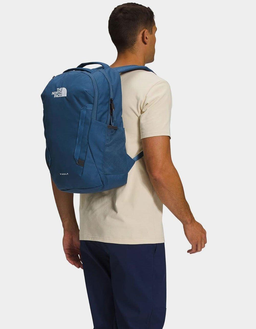 THE NORTH FACE Vault Backpack Product Image