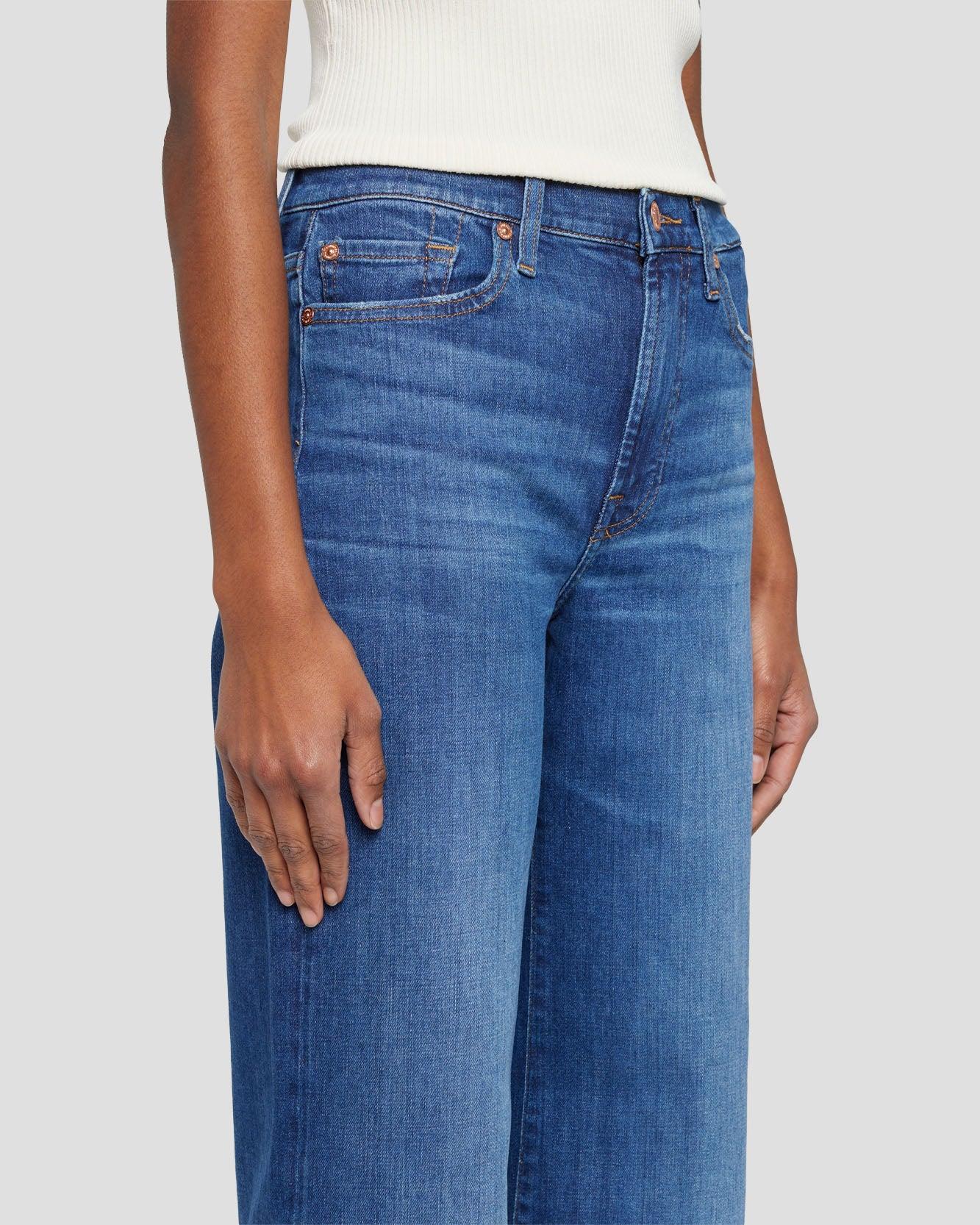 Slim Illusion Cropped Jo in Highline Female Product Image