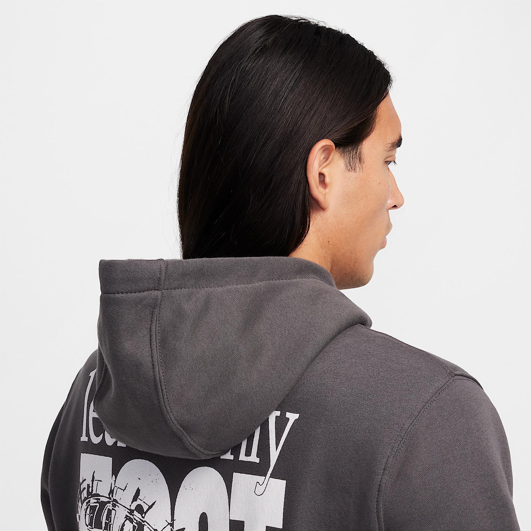 Mens Nike Sportswear Club Fleece Pullover Hoodie | HV4617-254 Product Image