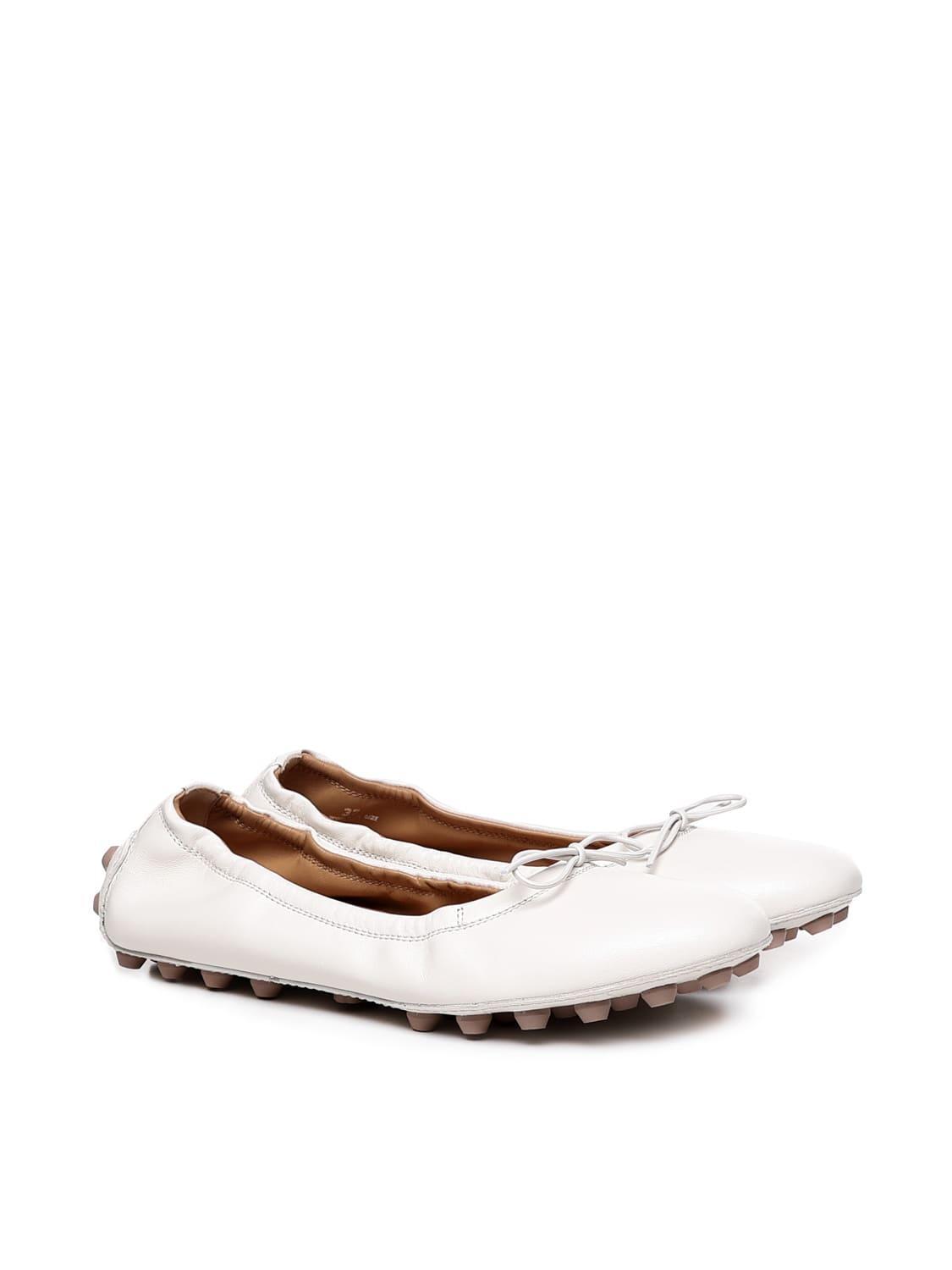 TOD'S Bubble Ballet Flats In Leather In Yogurt Product Image