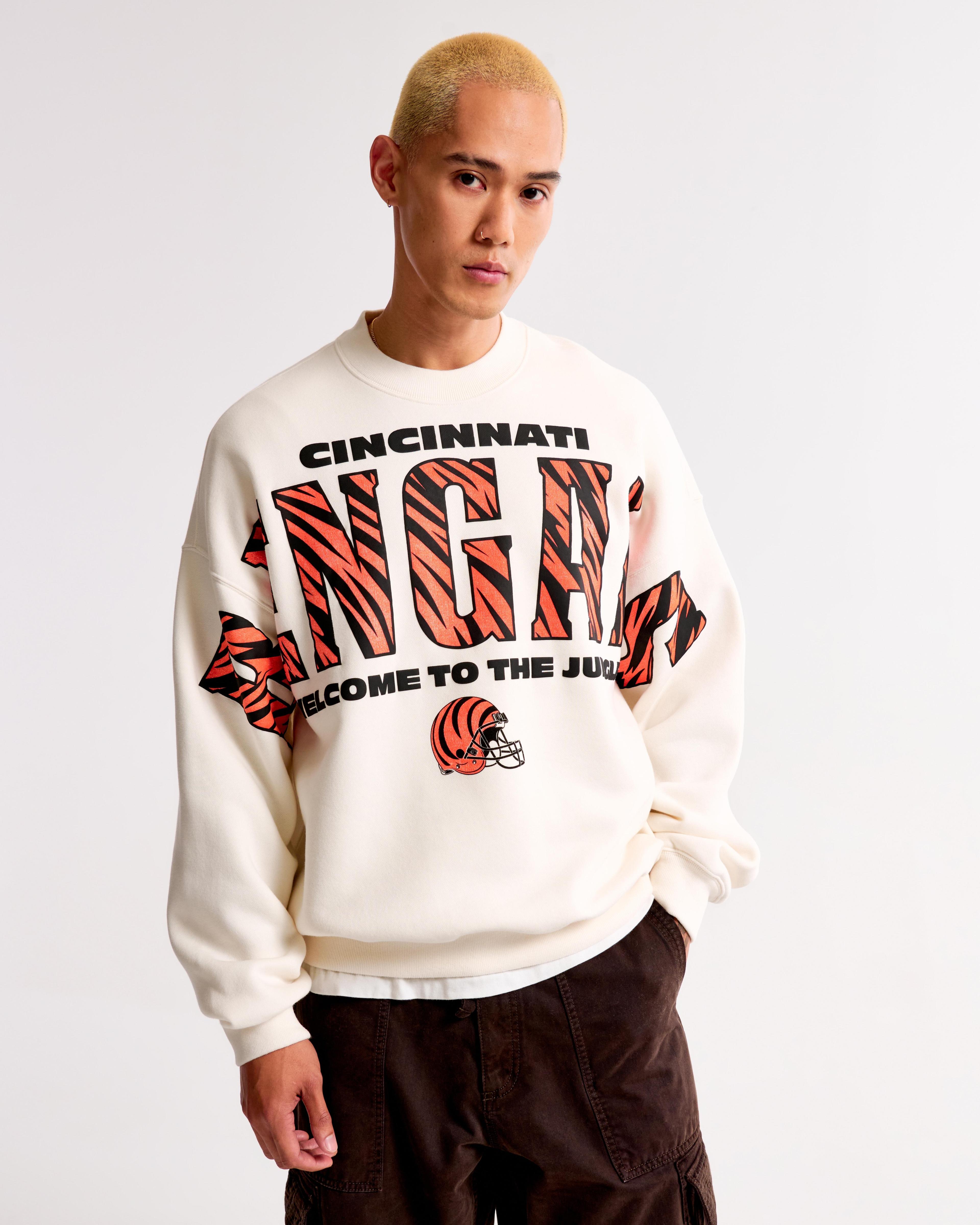 San Francisco 49ers Graphic Crew Sweatshirt Product Image