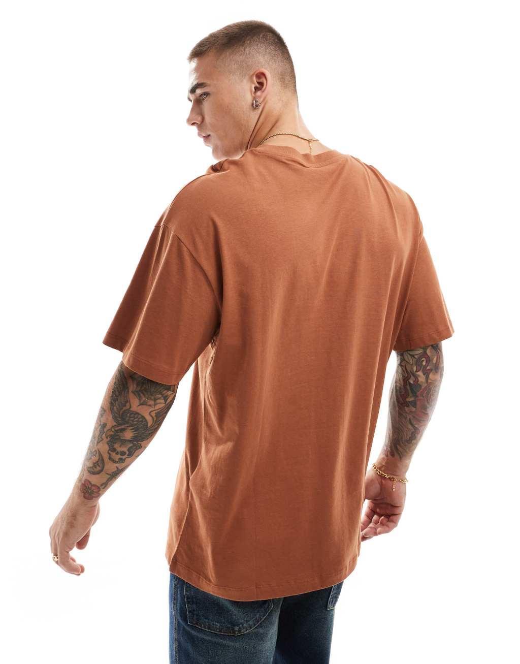 Jack & Jones oversized t-shirt in orange Product Image