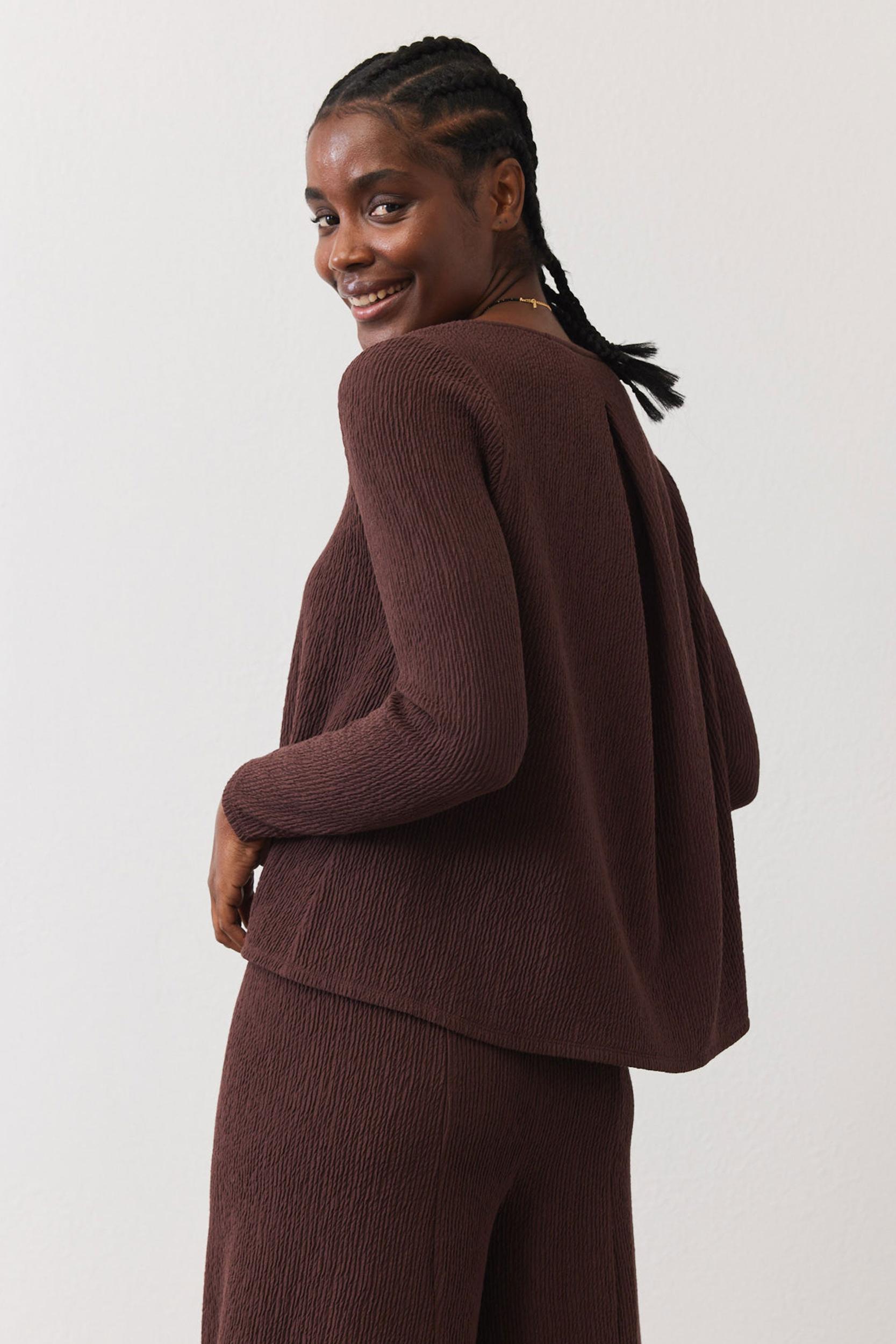 Long Sleeve Basic With an Edge Product Image